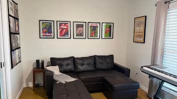 Älytelevisio, musiikkikirjasto