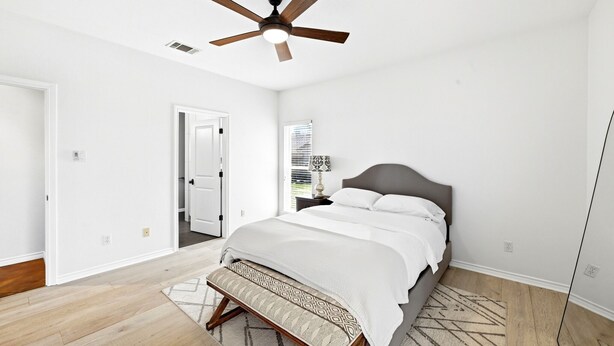 3 bedrooms, WiFi (free), bed sheets