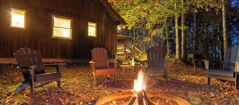 Cozy Pet Friendly Cabin Near Red River Gorge - NEW Hot Tub + Fire Pit Nights