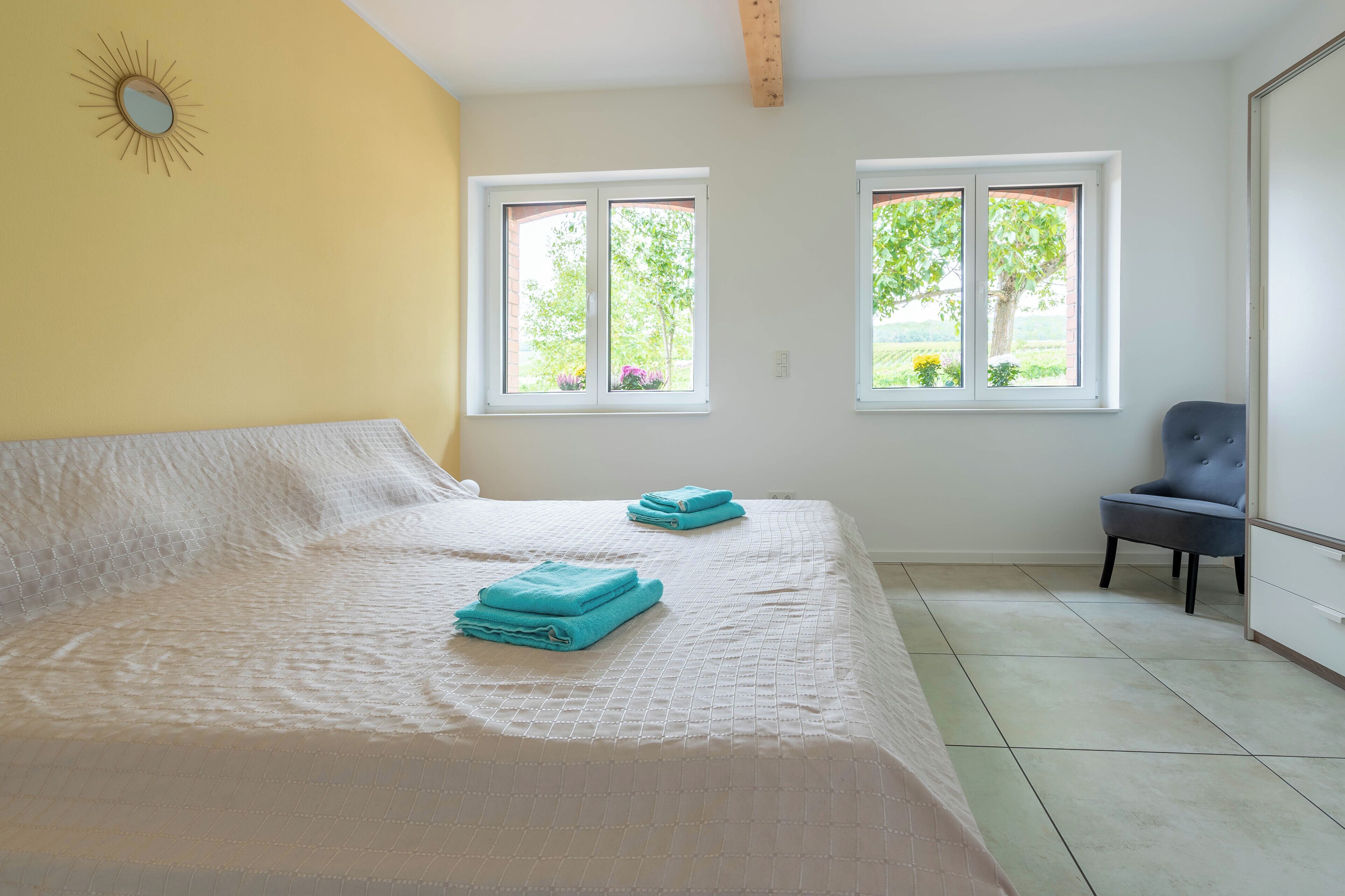 2 chambres, lit parapluie, Wi-Fi gratuit, draps fournis