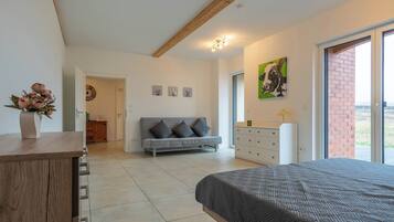 2 Schlafzimmer, Reisekinderbett, kostenloses WLAN, Bettwäsche