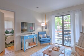 2 chambres, fer et planche à repasser, Wi-Fi, draps fournis