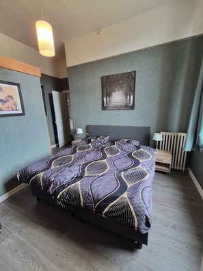 7 habitaciones, escritorio, wifi gratis y ropa de cama 