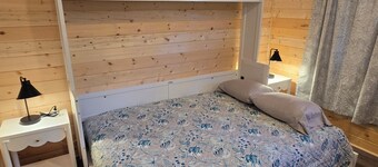 Cozy 1-bedroom cabin minutes from Lake Anna / Mineral, VA with AC & Heat