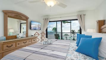 Deluxe-Apartment, Strandblick, Strandnähe | Verdunkelungsvorhänge, Bügeleisen/Bügelbrett, kostenloses WLAN