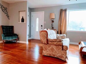 Una Smart TV, libros