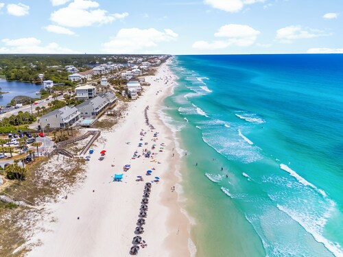 New Listing. 4BR 30A Beach Retreat Pool Beach Golf Cart Included