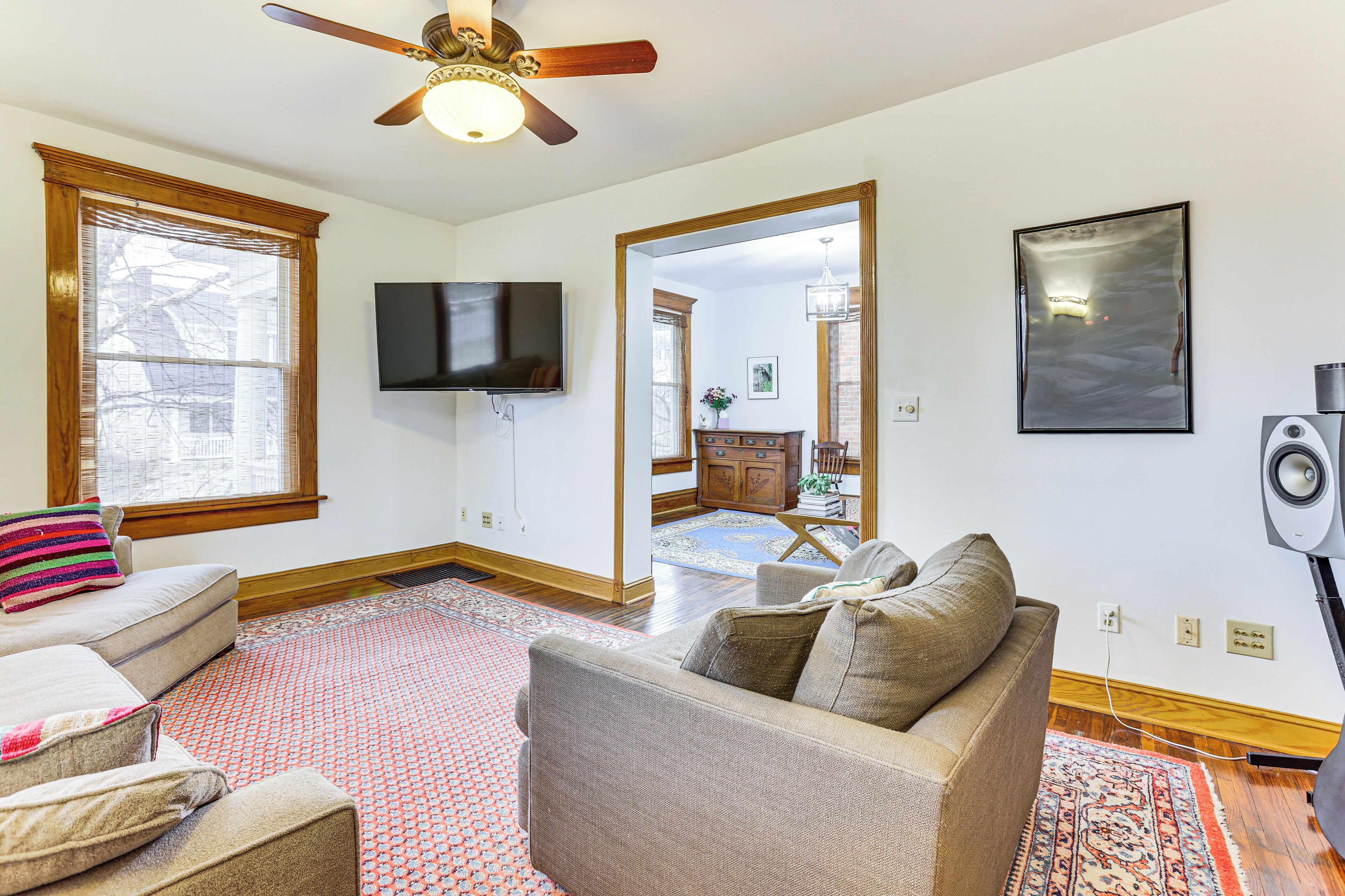 TV, libri, impianto stereo