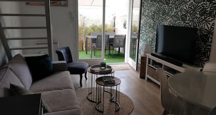 Cosy quiet house 4 persons, parking & bikes, Royan