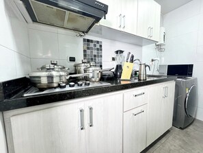 Oven - Better rest in the exclusive Sector Chicó 95: spaciousness, comfort and tranquility (Bogotá)
