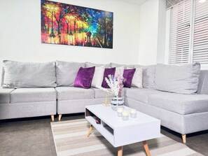 TV - Better rest in the exclusive Sector Chicó 95: spaciousness, comfort and tranquility (Bogotá)
