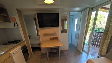 3 Schlafzimmer, Bügeleisen/Bügelbrett