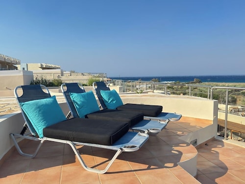 Luxury Lagada Loft / Sea Views