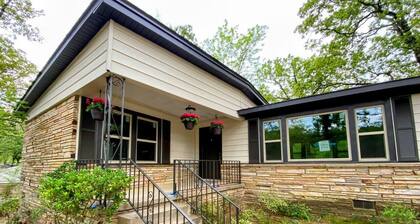 A charming-spacious home ideal for a family getaway, telecommuting or long stays
