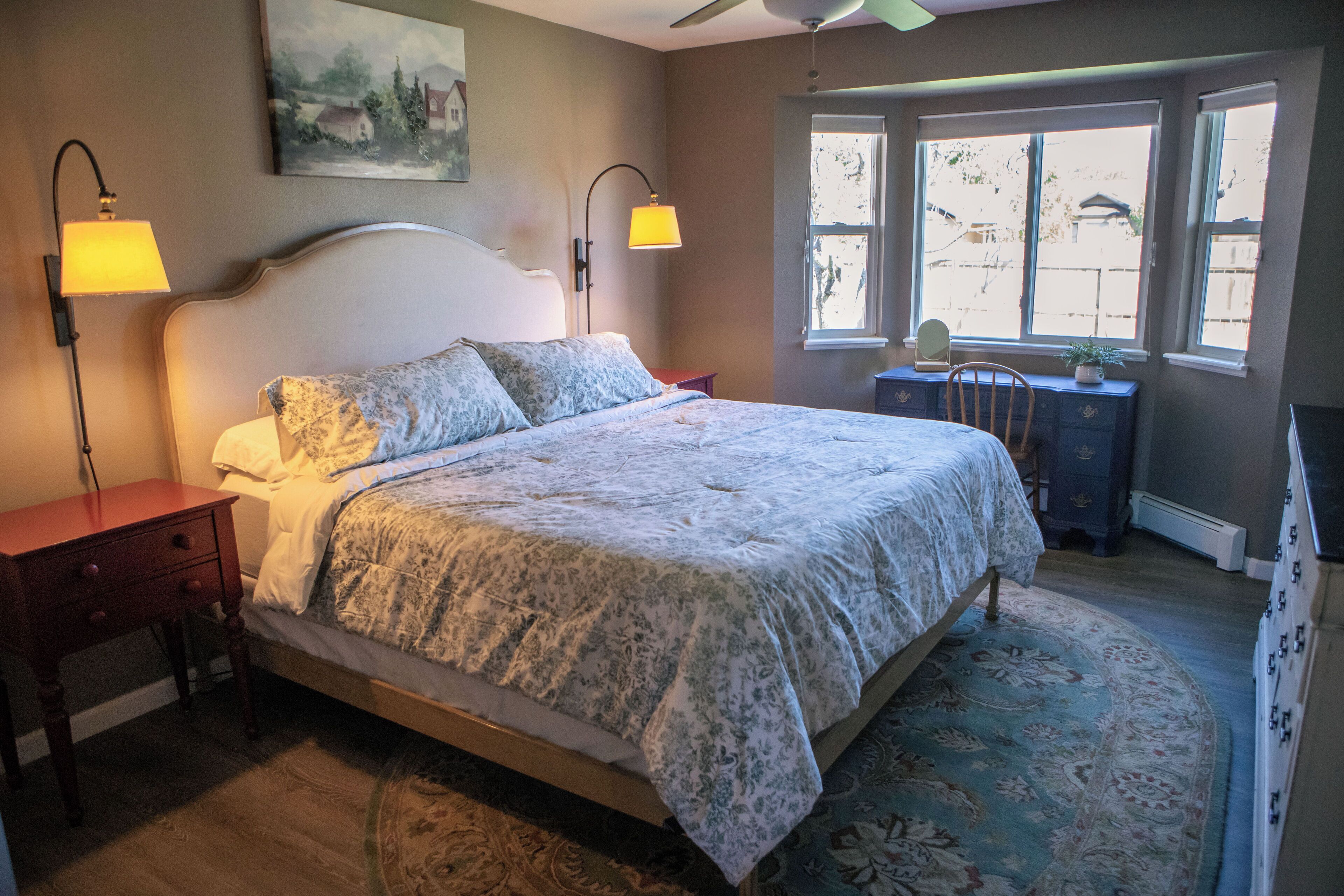 Internet, bed sheets