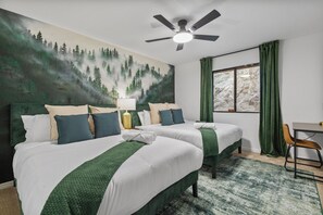 House, Mountain View | Free WiFi - Built Into A Mtn - Heated Pool & Lounge (Phoenix)