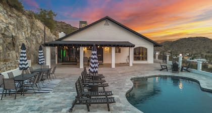 Built Into A Mtn - Heated Pool & Lounge