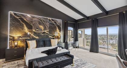 Built Into A Mtn - Heated Pool & Lounge