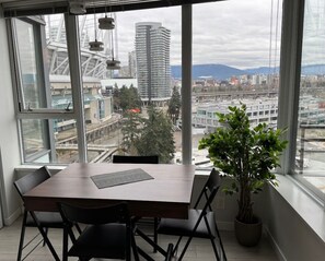 Dining - Quiet Area; centre of Vancouver;by False Creek, SeaWall, Casino,BC Stadium,Shops (Vancouver)