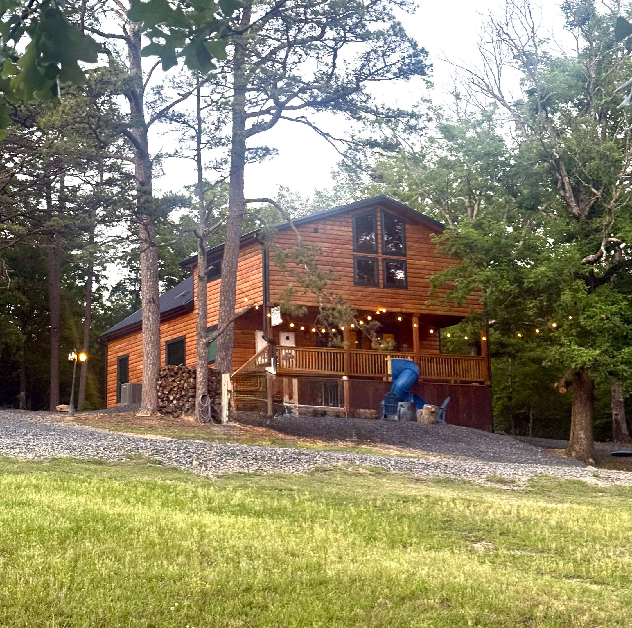 White Oak Cabin back