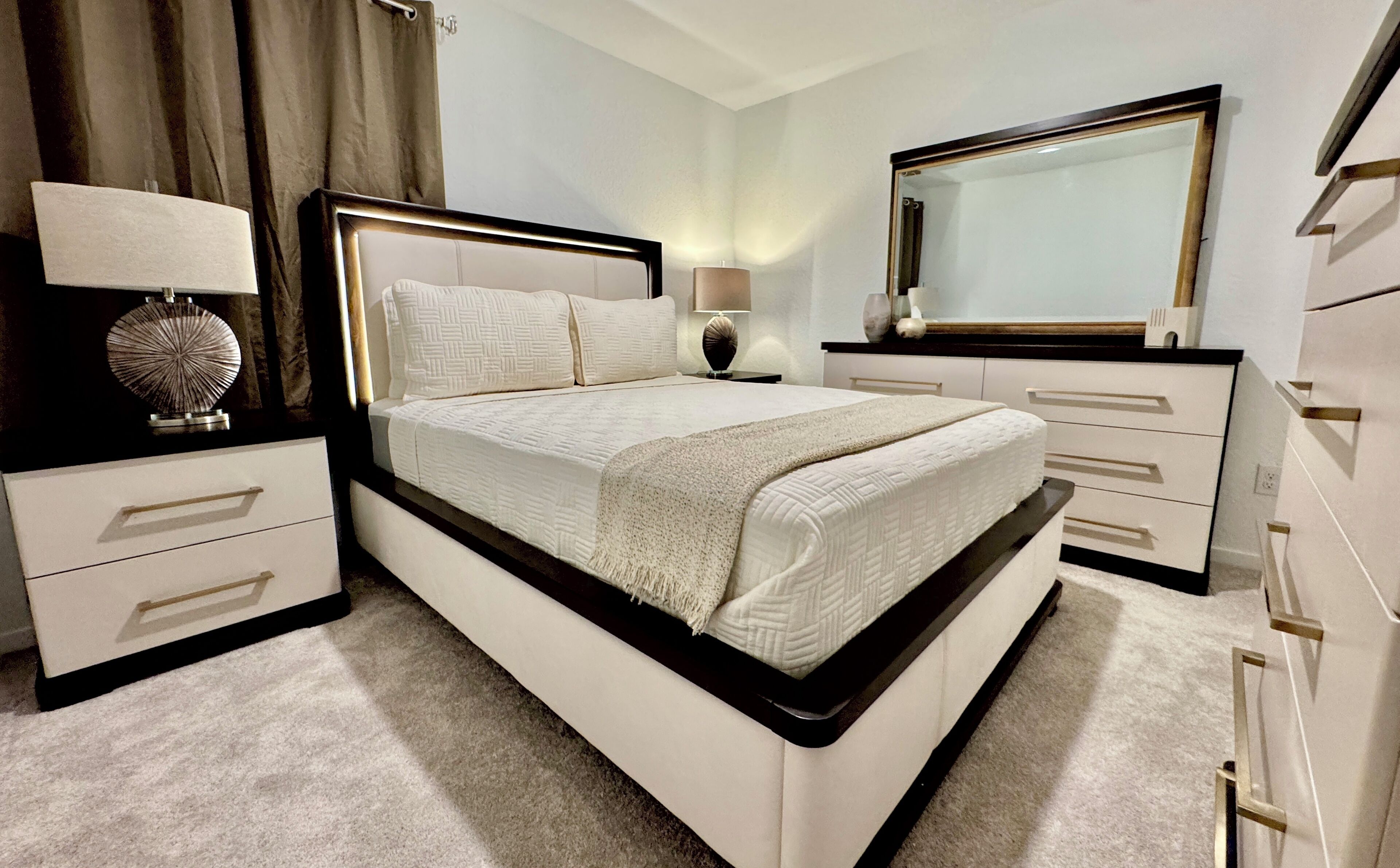 アイロン / アイロン台、インターネット、ベッドシーツ