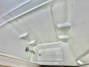 Hair dryer, bidet, towels, soap - Private Bedroom in Charming Home – Shared Bath & Living Area (New Braunfels)