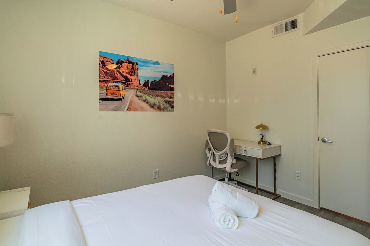 Apartment | Iron/ironing board, free WiFi