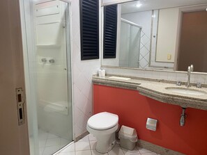 Deluxe Twin Room | Bathroom - Hotel Solarium Express (Cambé)