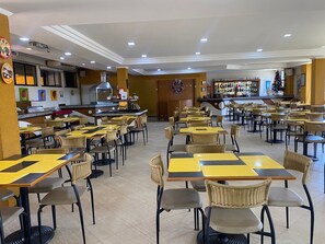 Dining - Hotel Solarium Express (Cambé)