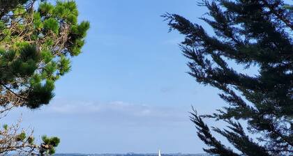 Family vacation home close to the sea and the GR34 Pets welcome