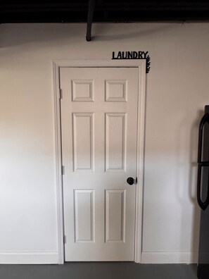 Interior - Spacious 3-bedroom home delightful East Atlanta minutes away from downtown (Atlanta)