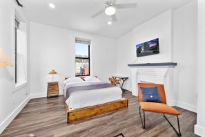 Bureau, fer et planche à repasser, Wi-Fi, literie fournie