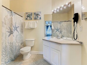 Shower, hair dryer, towels, soap - Minutes to the Magic! Spacious 3 BR condo w/pool, water park & water slides! (Kissimmee)