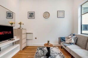 Living area - The Cosy Luxe (Slough)