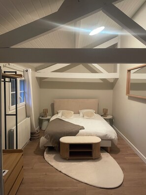 4 habitaciones, tabla de planchar con plancha y wifi gratis 