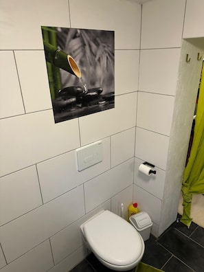Toilet paper - "In harmony" vacation apartment (Buchen)