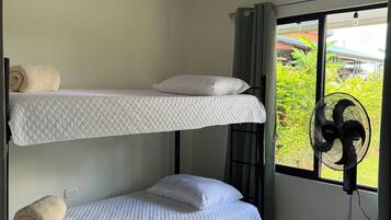 2 chambres, Wi-Fi gratuit, draps fournis