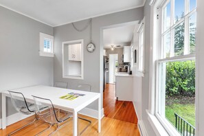 Comfort Double Room | Dining