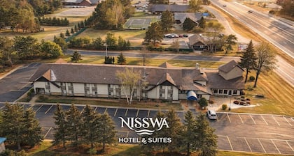 Nisswa Hotel & Suites|Margaret Lake Single Queen