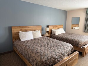 Tabla de planchar con plancha, cuna de viaje, wifi