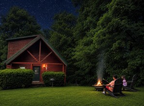 Property grounds - Gatlinburg Hideaway: Hot Tub, Pool Table, Firepit, & Arcade 4 mi to the GSMNP (Gatlinburg)