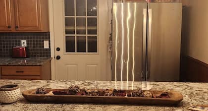 3-bedroom home. 40 minutes from The World Cup at Arrowhead Stadium