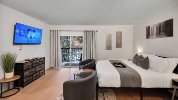 1 bedroom, desk, iron/ironing board, free WiFi