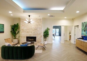 Interior - An Upscale Midtown Studio w/ Private Balcony (Raleigh)