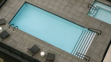 AuĂenpool (je nach Saison geöffnet)