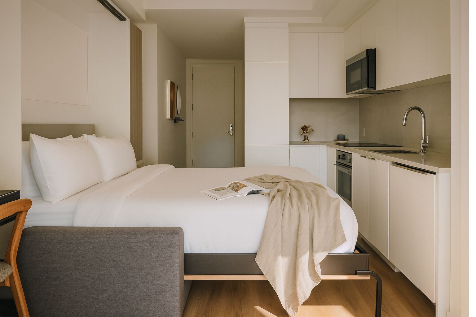 Laptop workspace, iron/ironing board, free WiFi