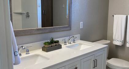 3-bedroom home on a quiet cul-de-sac. Fenced yard. Laundry Room.