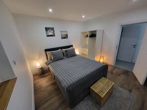 2 bedrooms, WiFi, bed sheets, wheelchair access - Adorable 2-bedroom apartment in Villers-la-Montagne, only 10 min from Luxembourg (Villers-la-Montagne)