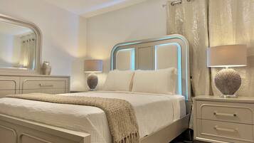 Iron/ironing board, Internet, bed sheets