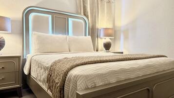 Iron/ironing board, Internet, bed sheets